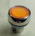 Pulsador marca ALLEN BRADLEY Serie 800F; Color Ámbar Iluminado momentáneo Diámetro 22mm cabezal rasante     