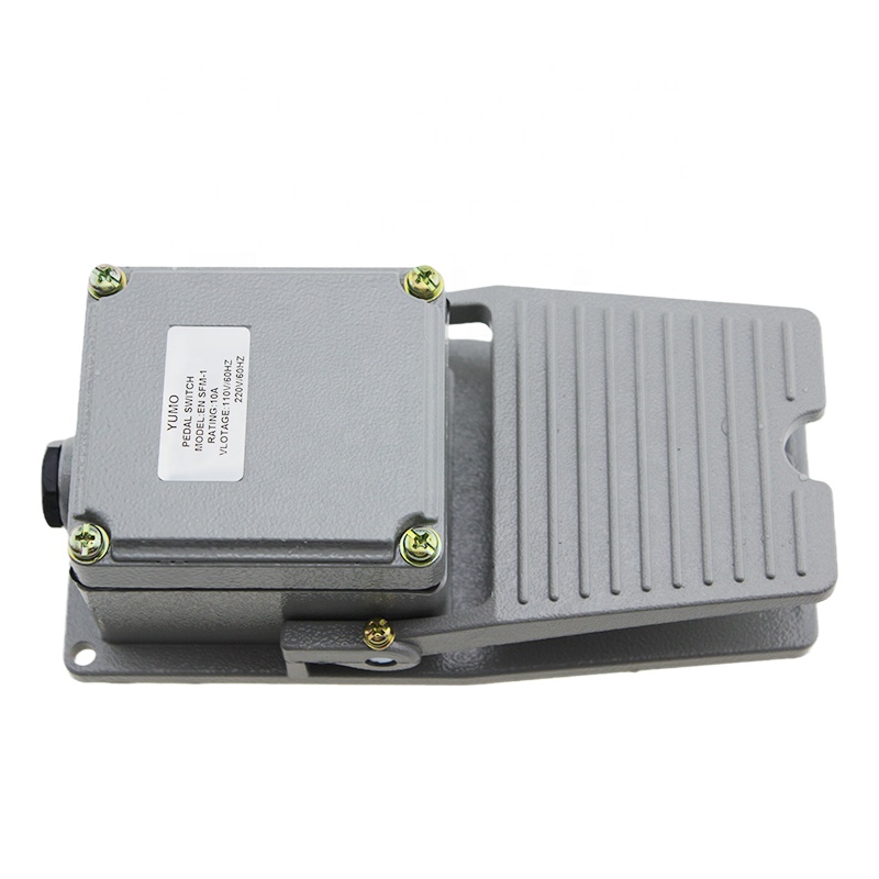 Interruptor de Pedal  industrial con media cubierta 