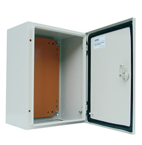 Gabinete marca ASIATICO Serie N/S; Material Metálico Dimensiones 800x600x200       